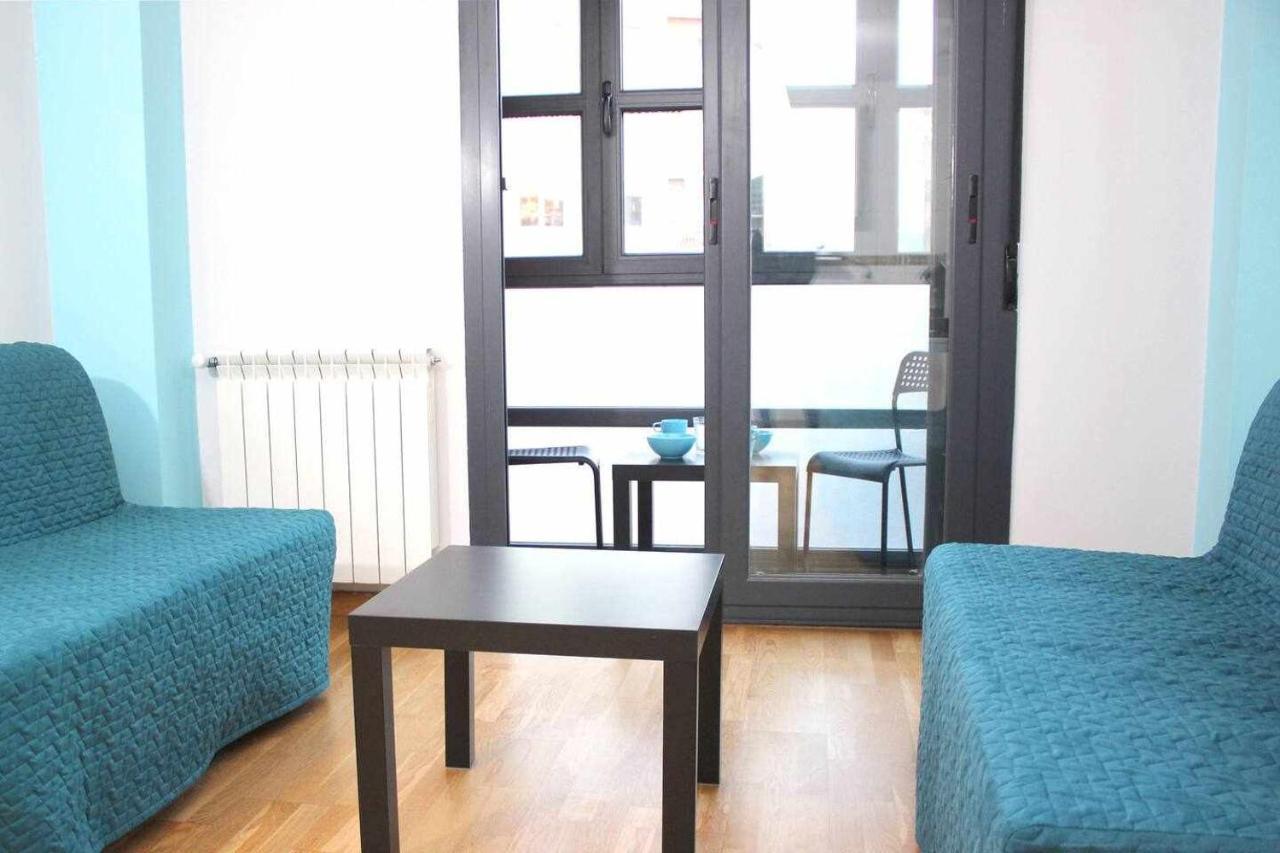 El Duplex Mas Centrico Del Humedo Desayuno Y Wifi Apartment Leon Bagian luar foto